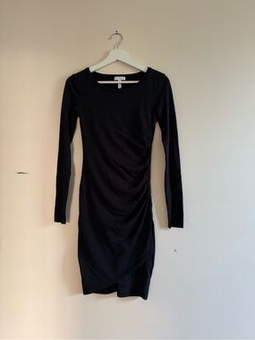 Leith Black Long-Sleeve Side-Ruched Bodycon Dress